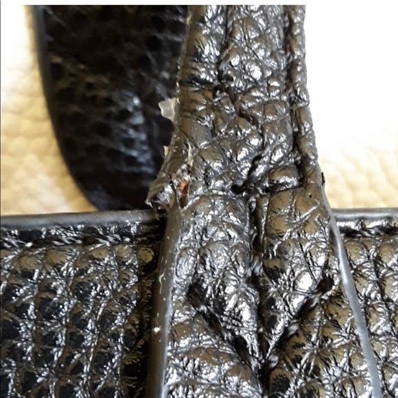 BCBG Black Tote Bag w Gold Logo - Picture 6 of 6